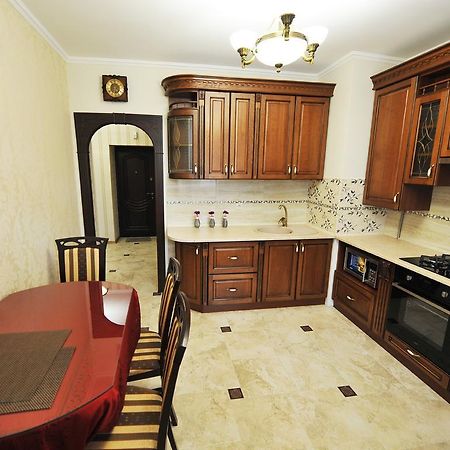 לבוב Apartment On Knyagini Olga Street מראה חיצוני תמונה